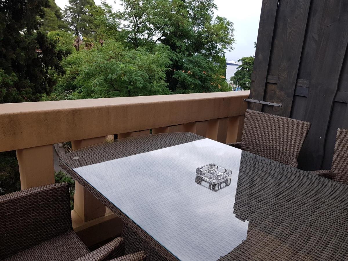 Apartment Nena With Private Free Parking 奥帕提亚 外观 照片
